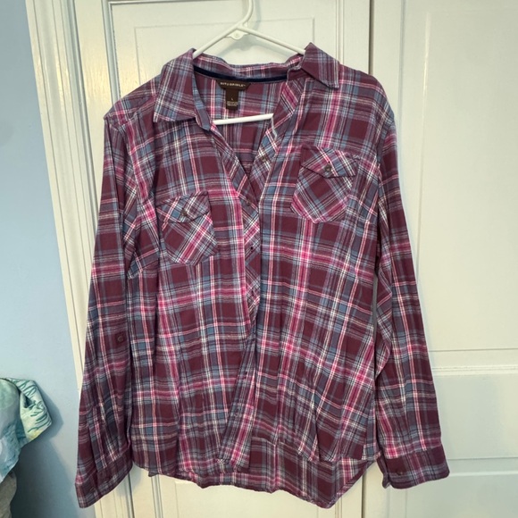 Bit & Bridle Tops - Adorable trendy pink  Bit & Bridle Plaid Flannel Shirt – Size L